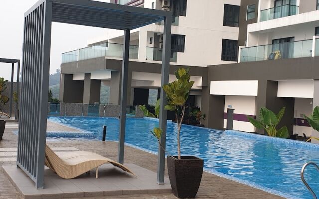 MLH Deluxe Studio Suites @ Landmark Residence