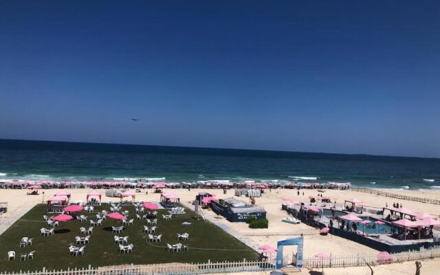 بانورما بحر صف اول بالنخيل ٢ sea view