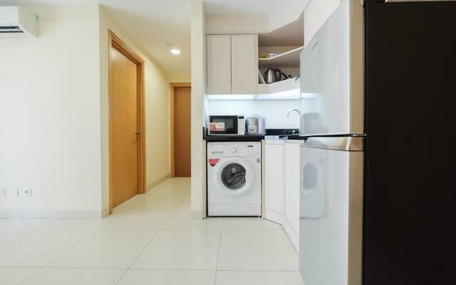 Elegant 2Br @ The Mansion Kemayoran Apartment