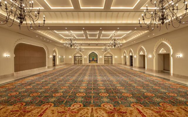Aurika, Udaipur - Luxury by Lemon Tree Hotels