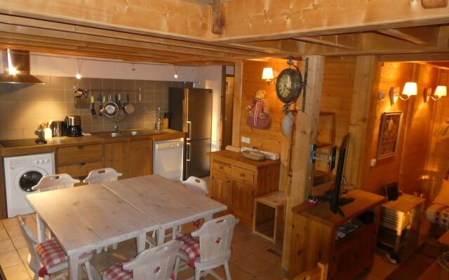 Chalet Village Courbaton