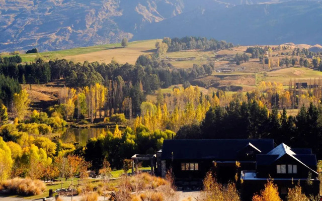 HawkRidge Alpine Suite