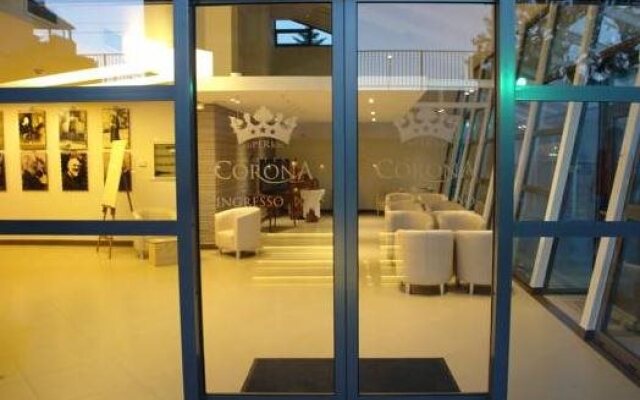 Hotel Corona