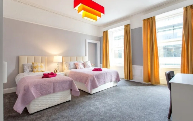 Stunning 2-bed Apartment in Central Edinburgh