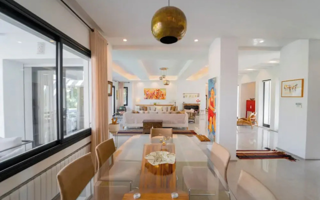 Villa Jar l Gance et Authenticit