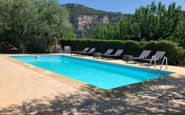 Maison Vallon-Pont-d'Arc, 6 pièces, 8 personnes - FR-1-382-1