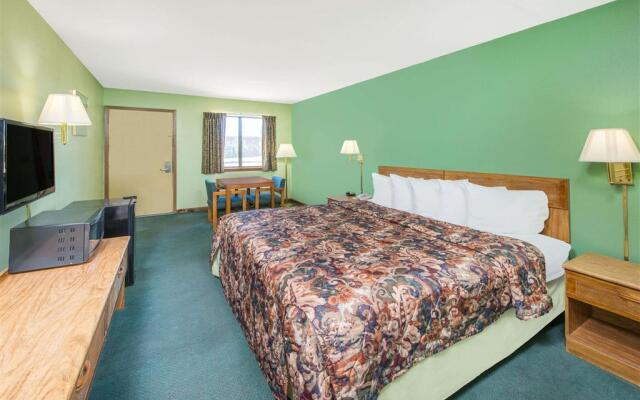 Days Inn by Wyndham Mountain Grove