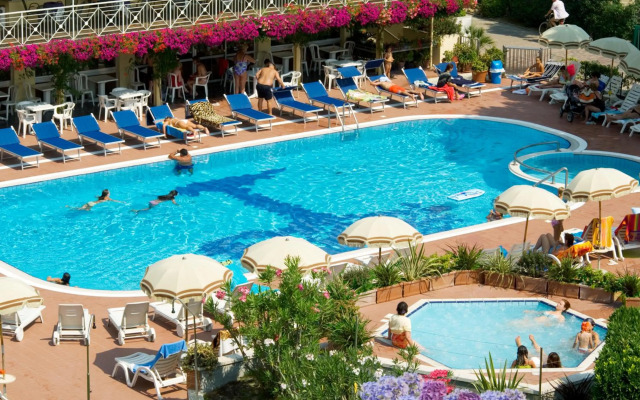 Hotel Garden Sea