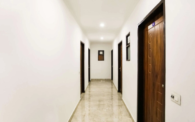 Kartik House by OYO Rooms