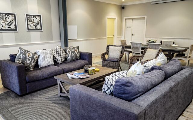 First Avenue Guesthouse