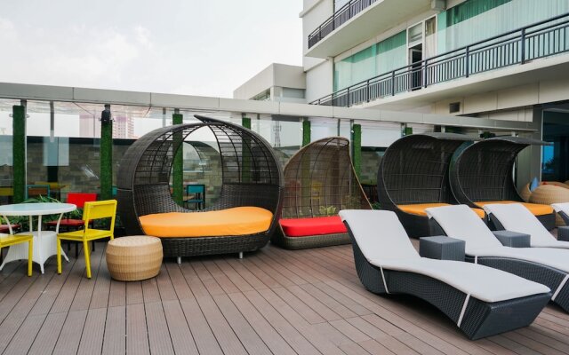 Stylish and Posh Studio Pasar Baru Mansion Apartment