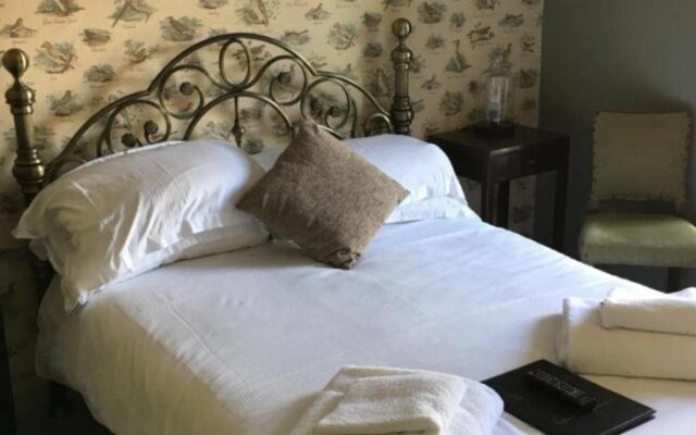The Golden Pheasant Hotel