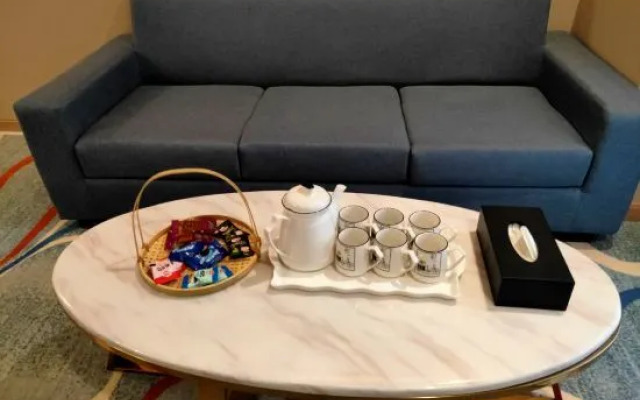 Hairui Hotel