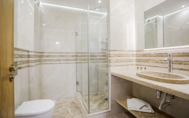 Gardenia Beach Palace Aparthotel