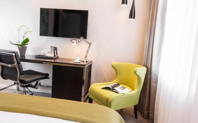 Holiday Inn Dresden - Am Zwinger by IHG