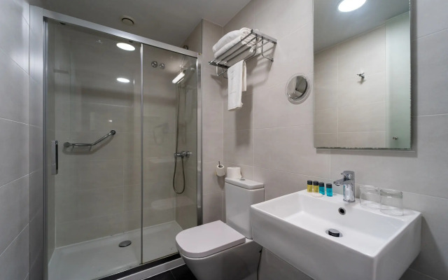 Lux Santiago Hotel