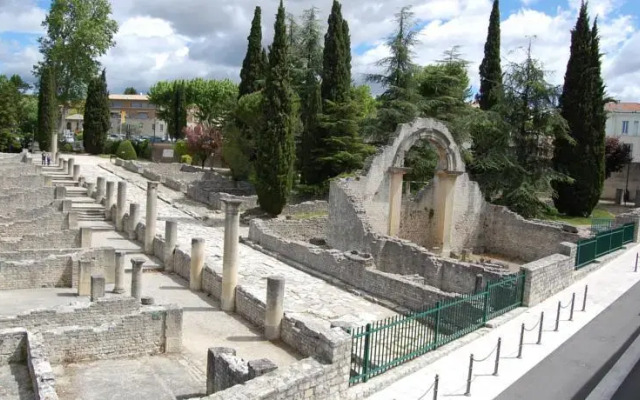 Vaison la Romaine