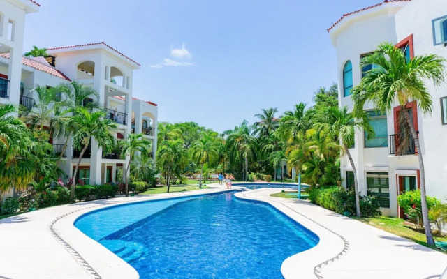 Paseo Del Sol Cenote 304 3 Bedroom Condo by RedAwning
