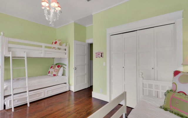 Island Blue at Destin Pointe