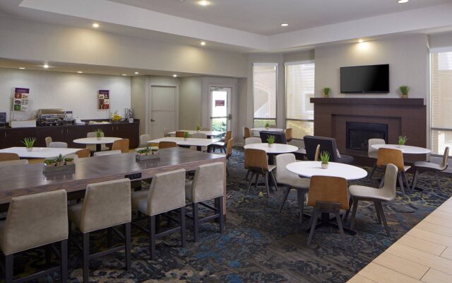Residence Inn by Marriott Atlanta Airport North/Virginia Ave