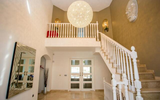 30439 - Fantastic Luxury Villa Near Marbella
