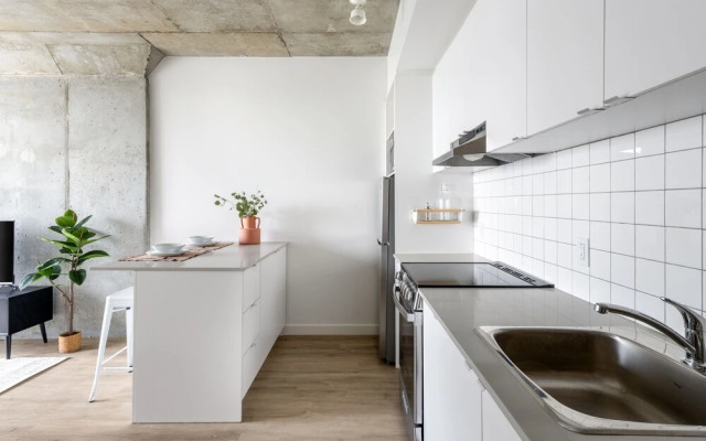 Elegant Studios and Apartments Montreal