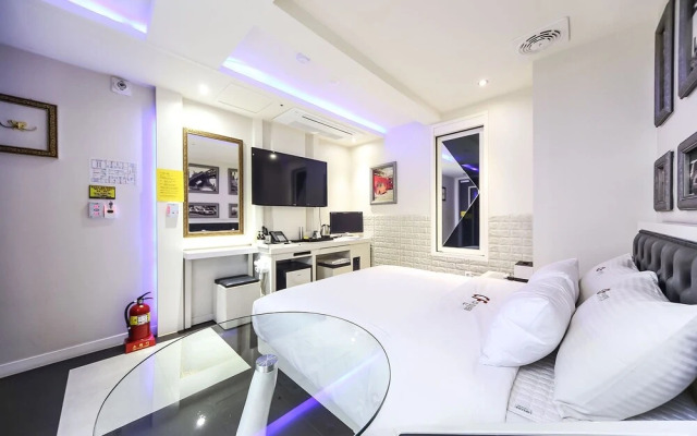 Jinju CF Self Check-in Motel