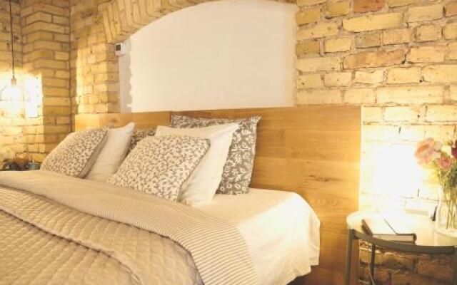 Tomy Old Town Apartments