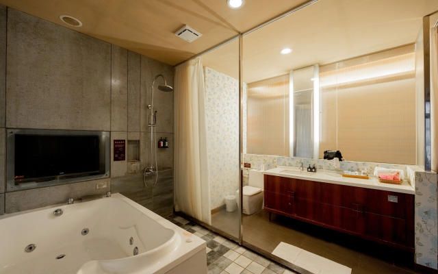 Tianxiaju Motel