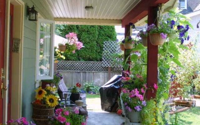 A Scented Garden Bed and Breakfast