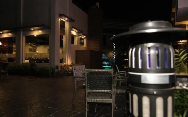 Eloisa Royal Suites