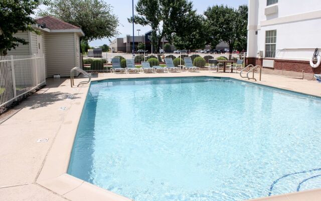 Motel 6 Rosenberg, TX