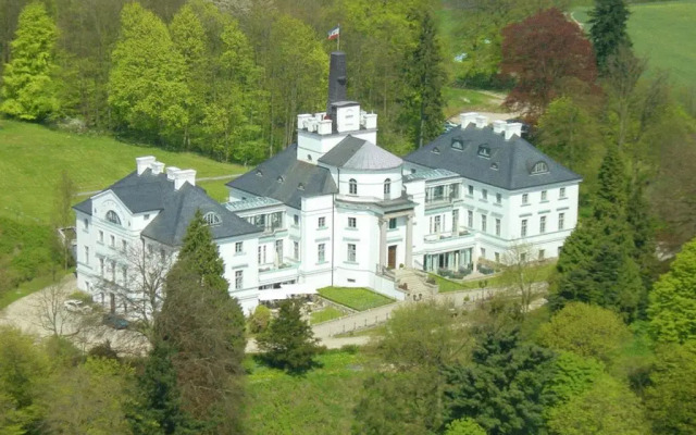 Schlosshotel Burg Schlitz