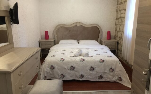 Morera Otel