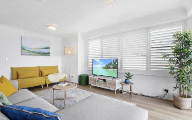 Canberra Heights Unit Two 35 Canberra Tce Kings Beach