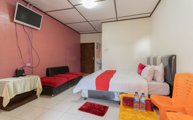 RedDoorz @ Nantampukmas Sidikalang