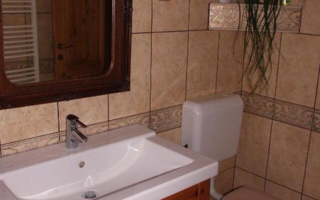 Tölgyfakuckó apartman