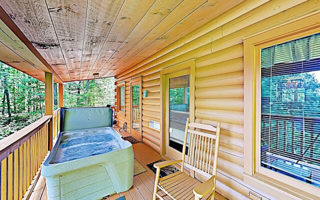 Ridgetop Retreat - 2 Br Cabin