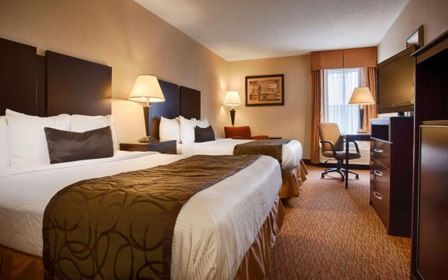 Best Western Plus Edison Inn