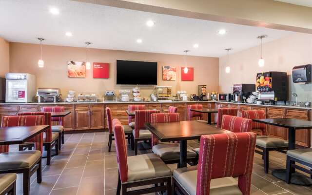 Comfort Suites