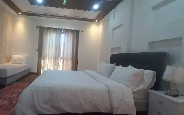 Tamriluxe House