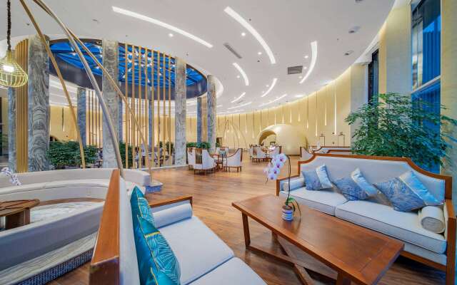 Howard Johnson By Wyndham Lake Serenity Hotel Neijiang