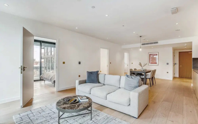 Refined 3-bedroom Condo