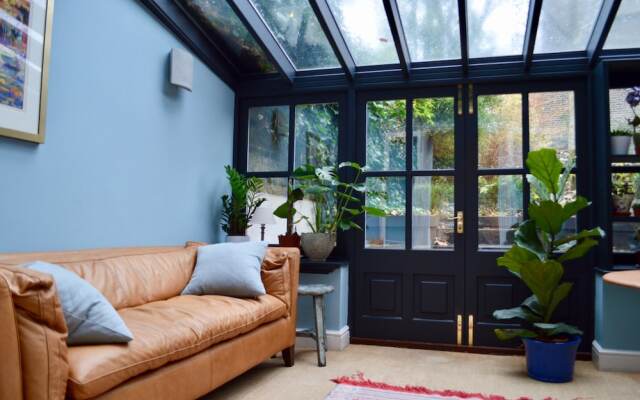 4 Bedroom Family Home in Islington