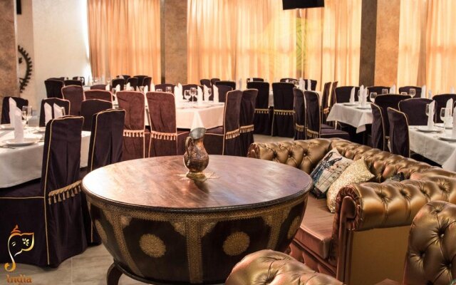 India Palace Hotel