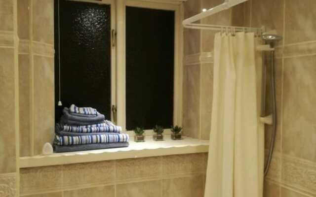 Spacious Luxury 2 Double Bedroom Flat in Newcastle
