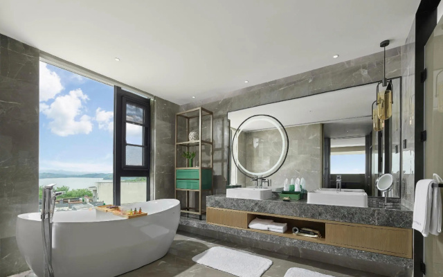 Liyang Hentique Resort & Spa Villa