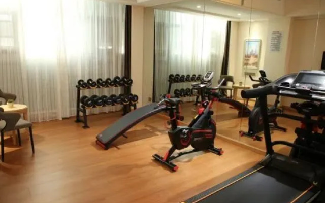 Vienna International Hotel (Jinghong Gaozhuang Binjiang Junyuan Branch)