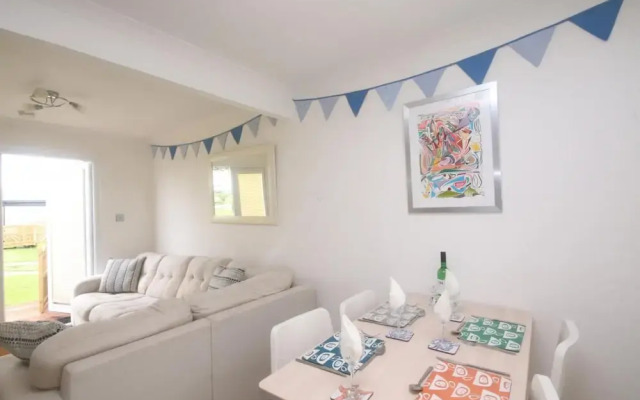 20F Medmerry Park 2 Bedroom Chalet