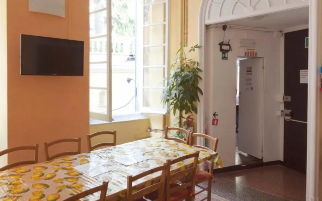 Manena Hostel